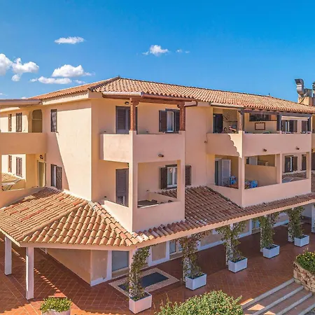 Beautiful Apartment In Golfo Aranci *